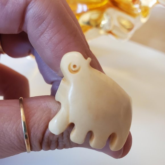 Hand Carved Natural Bone Cream Animal Etched Ring - Picture 4 of 8